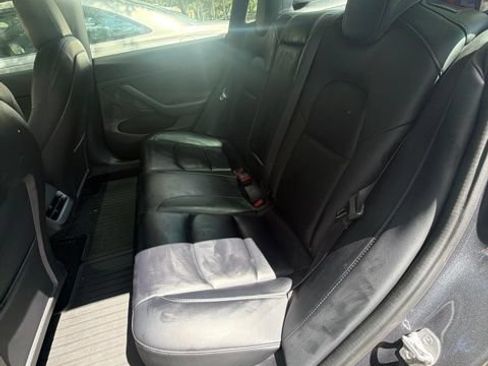 Used 2022 Tesla Model 3 Performance AWD/4WD image 9
