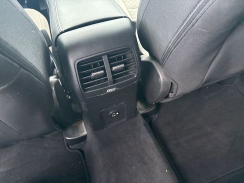 Used 2022 Ford Escape SE w/ Convenience Package image 17