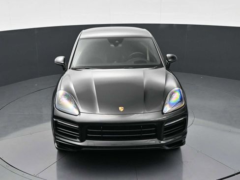 Certified 2023 Porsche Cayenne GTS AWD/4WD image 38
