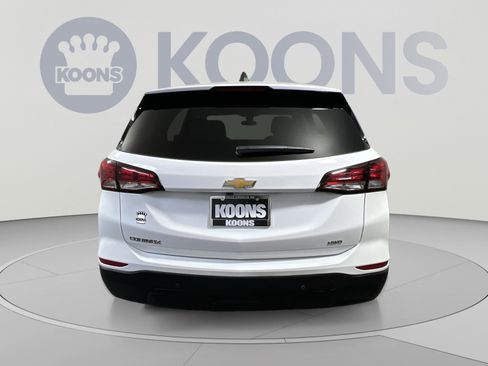 Used 2024 Chevrolet Equinox LS AWD/4WD image 10