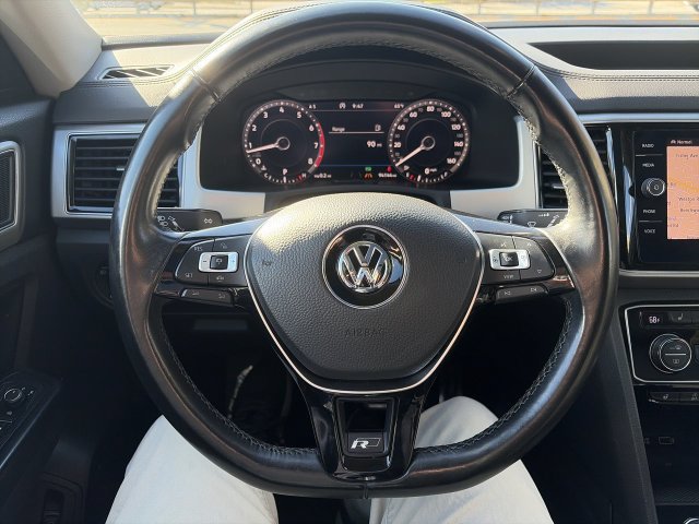 Used 2019 Volkswagen Atlas SEL R-Line AWD/4WD image 14