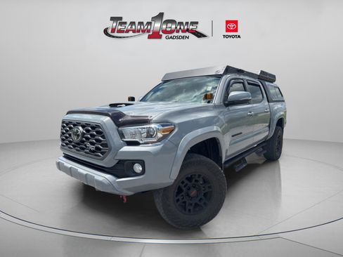 Used 2020 Toyota Tacoma TRD Sport AWD/4WD image 4