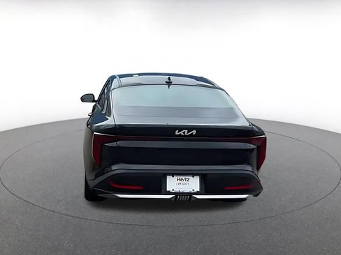 Used 2025 Kia K4 LXS image 11