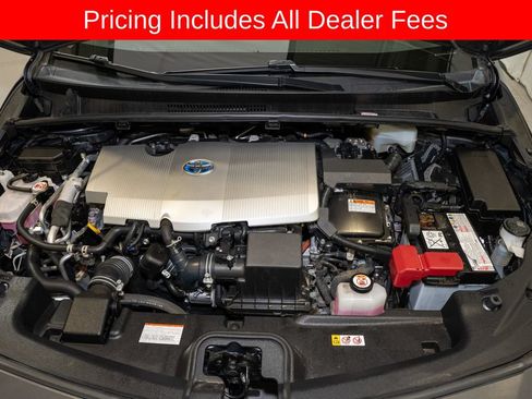 Used 2022 Toyota Prius Prime LE FWD image 19