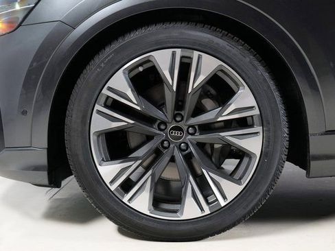 New 2026 Audi Q8 Premium Plus image 32