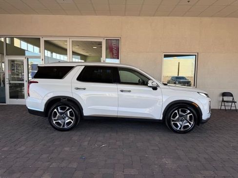 Used 2024 Hyundai Palisade Limited AWD/4WD image 6