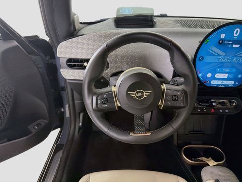 Used 2025 MINI Cooper S FWD image 21