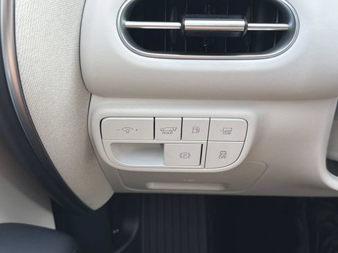 New 2026 Hyundai Palisade Calligraphy FWD image 32