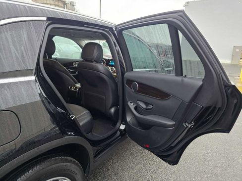 Used 2022 Mercedes-Benz GLC 300 4MATIC image 14