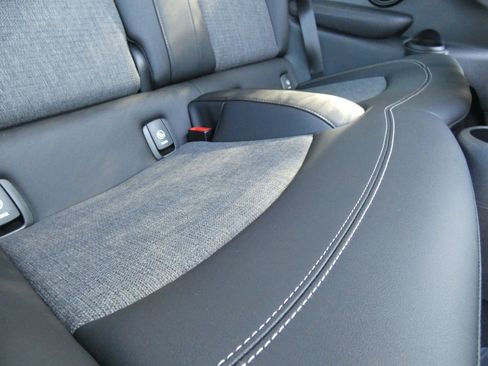 Used 2022 MINI Cooper SE image 40