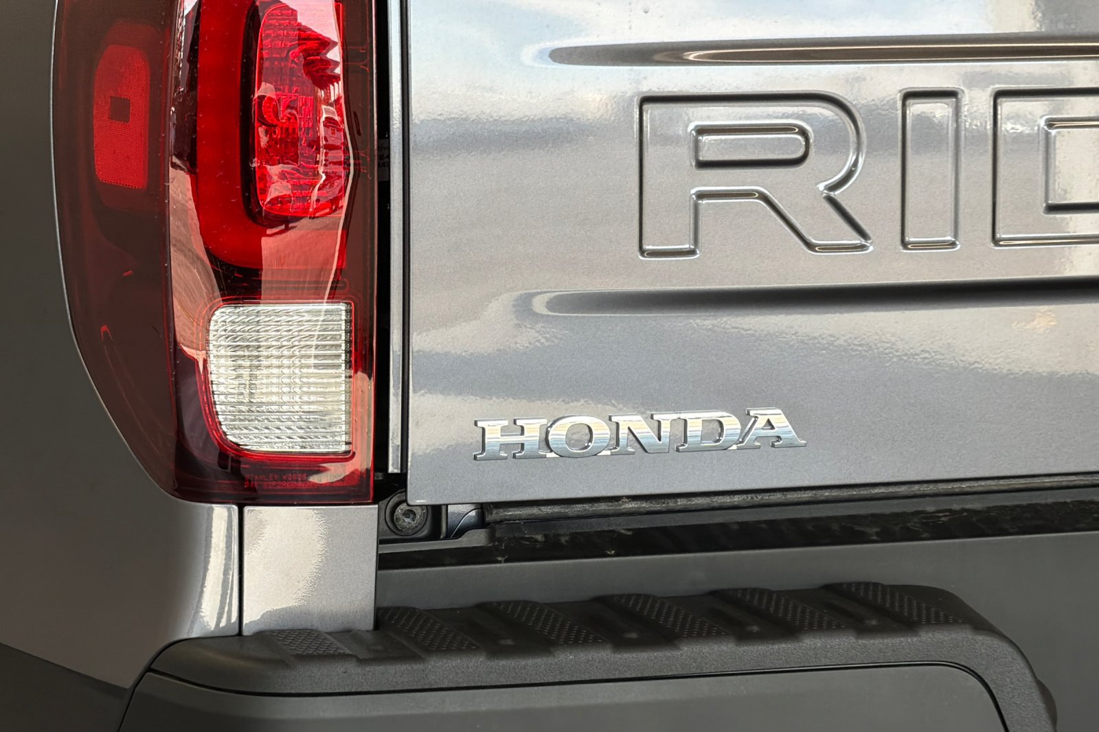New 2026 Honda Ridgeline RTL image 24