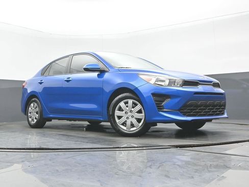 Used 2023 Kia Rio S image 28