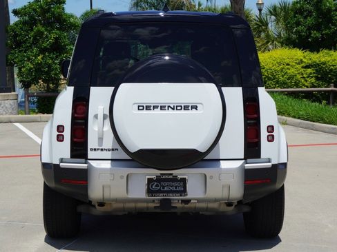 Used 2024 Land Rover Defender 110 S AWD/4WD image 7