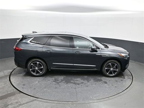 Certified 2020 Buick Enclave Essence w/ LPO, Touring Package image 17