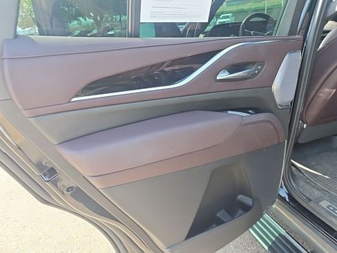 Certified 2023 Cadillac Escalade Sport Platinum w/ LPO, ONYX Package AWD/4WD image 23