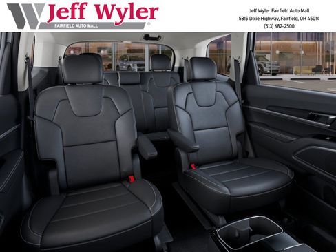 New 2025 Kia Telluride S image 17