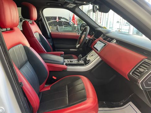 Used 2021 Land Rover Range Rover Sport HST image 28