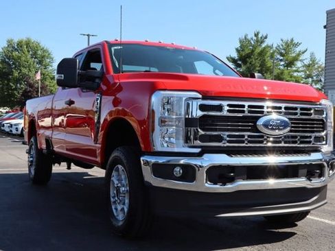New 2026 Ford F350 XLT w/ FX4 Off-Road Package AWD/4WD image 17