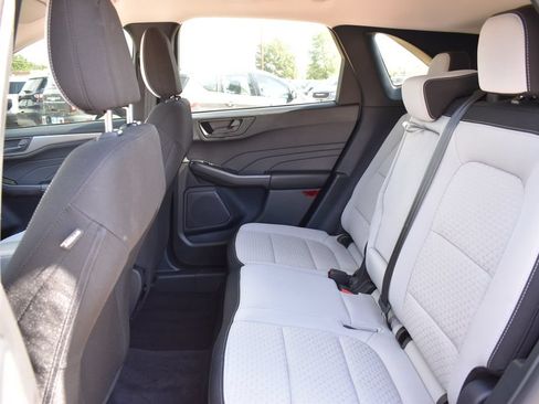 Used 2024 Ford Escape Active AWD/4WD image 8