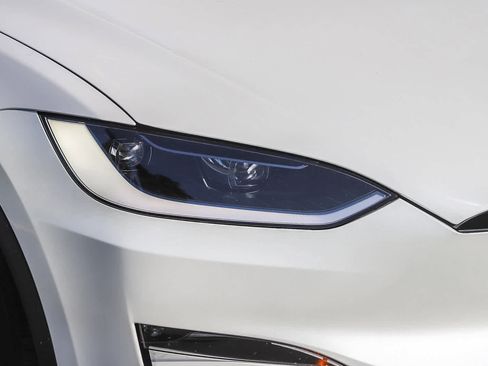 Used 2024 Tesla Model X AWD/4WD image 5