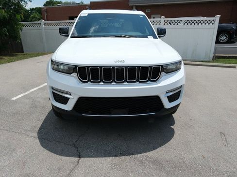 New 2025 Jeep Grand Cherokee Limited w/ Luxury Tech Group II AWD/4WD image 13