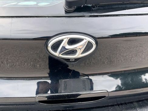 Used 2018 Hyundai Elantra GT FWD image 30
