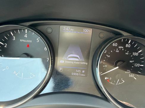 Used 2020 Nissan Rogue SL FWD image 6