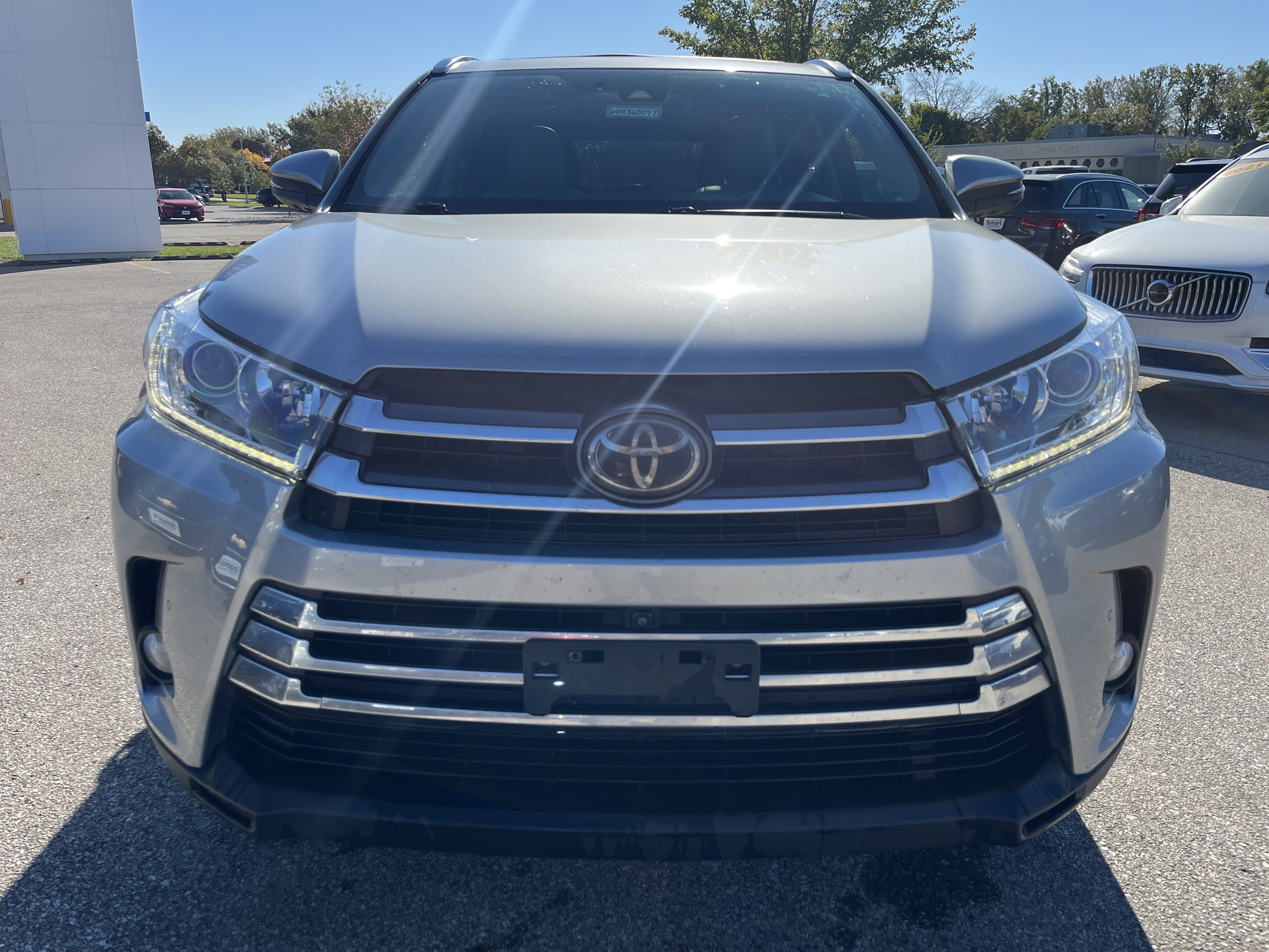 Used 2017 Toyota Highlander Limited Platinum AWD/4WD image 8