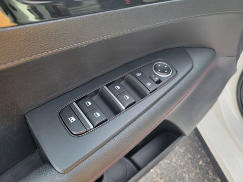 Used 2024 Kia Forte GT w/ GT2 Package image 19