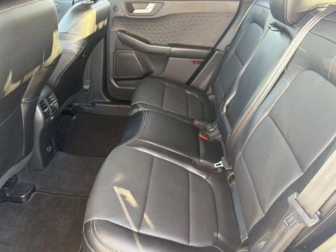 Certified 2020 Ford Escape Titanium FWD image 15