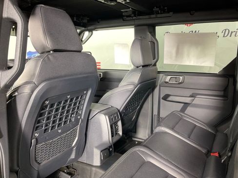 New 2026 Ford Bronco Big Bend w/ Black Diamond Package AWD/4WD image 15