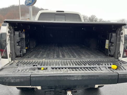 Used 2014 Ford F250 Platinum w/ FX4 Off-Road Package image 7