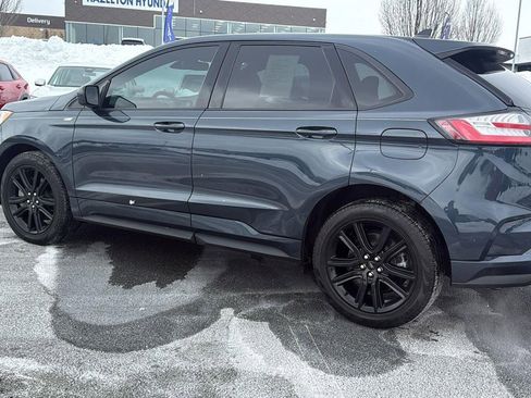 Used 2024 Ford Edge ST-Line w/ Cargo Accessory Package AWD/4WD image 11