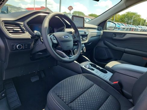 Certified 2023 Ford Escape Active AWD/4WD image 21