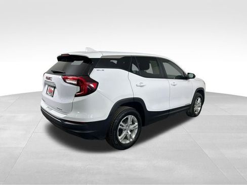 Used 2023 GMC Terrain SLE AWD/4WD image 7