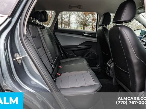 Used 2022 Volkswagen Taos SE image 22