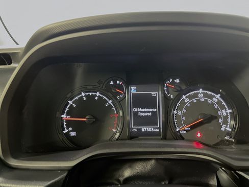 Used 2022 Toyota 4Runner SR5 AWD/4WD image 21