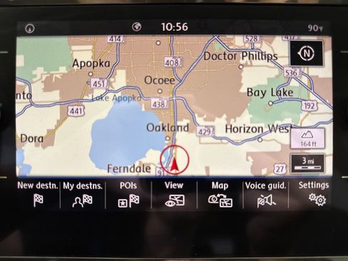 Used 2020 Volkswagen Tiguan SEL FWD image 16
