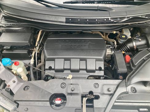 Used 2016 Honda Odyssey SE image 3