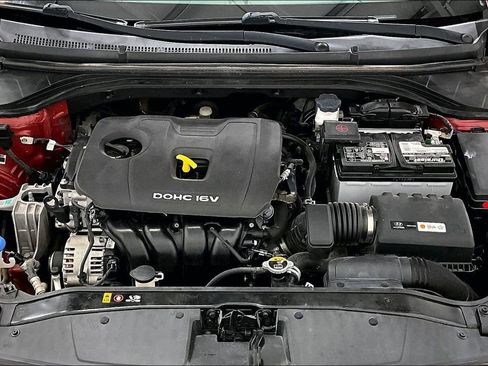 Used 2017 Hyundai Elantra Limited w/ Limited Tech Package 04 image 12