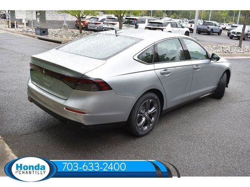 New 2026 Honda Accord Hybrid EX-L image 7