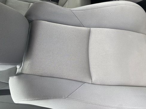 Used 2019 Honda Accord LX image 32