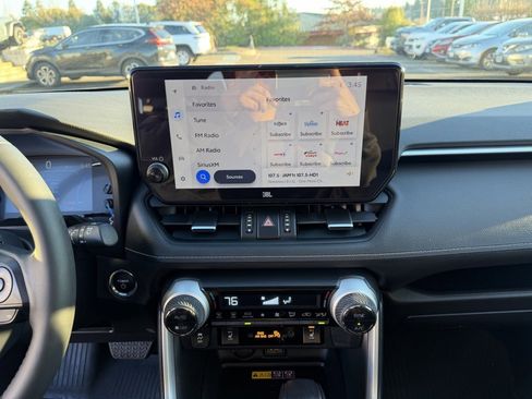 Used 2024 Toyota RAV4 XLE Premium image 21