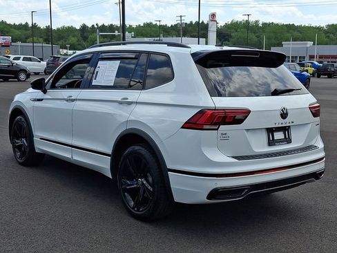 Used 2024 Volkswagen Tiguan SE R-Line AWD/4WD image 7