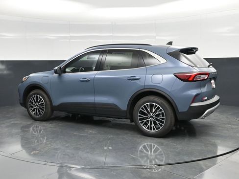 New 2026 Ford Escape SE FWD image 10