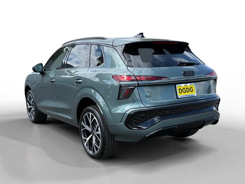 New 2026 Audi Q3 quattro 2.0T AWD/4WD image 3