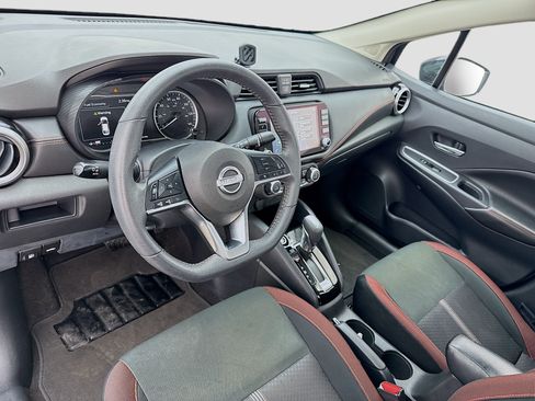 Used 2024 Nissan Versa SR w/ Electronics Package FWD image 7