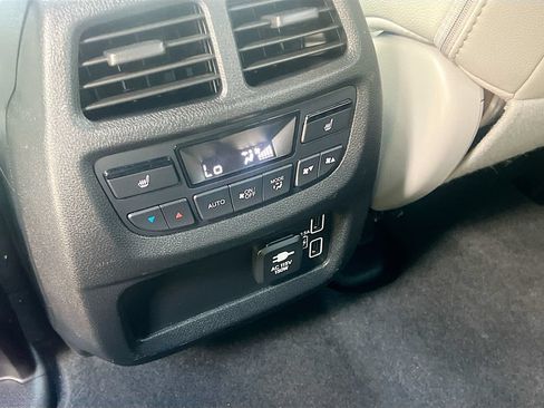 Used 2021 Honda Passport Elite image 27