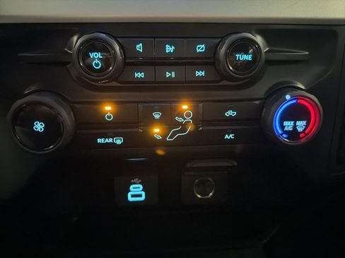 Used 2024 Ford F250 XL w/ STX Appearance Package image 17