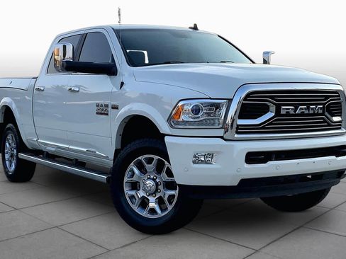 Used 2017 RAM 2500 Limited AWD/4WD image 3